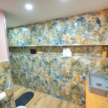 Designer 2br Duplex In With Wifi Ac *