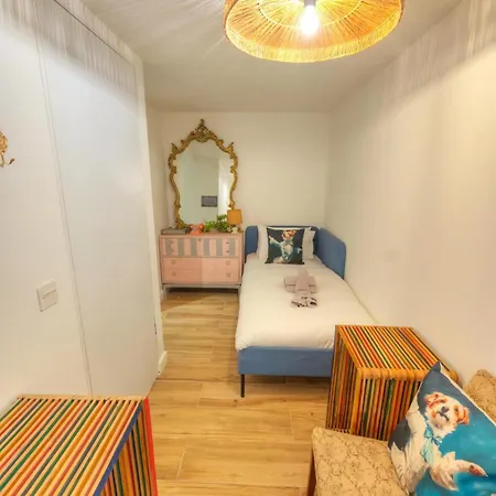アパート Designer 2br Duplex In With Wifi Ac