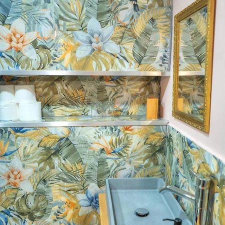 Designer 2br Duplex In With Wifi Ac * Sliema